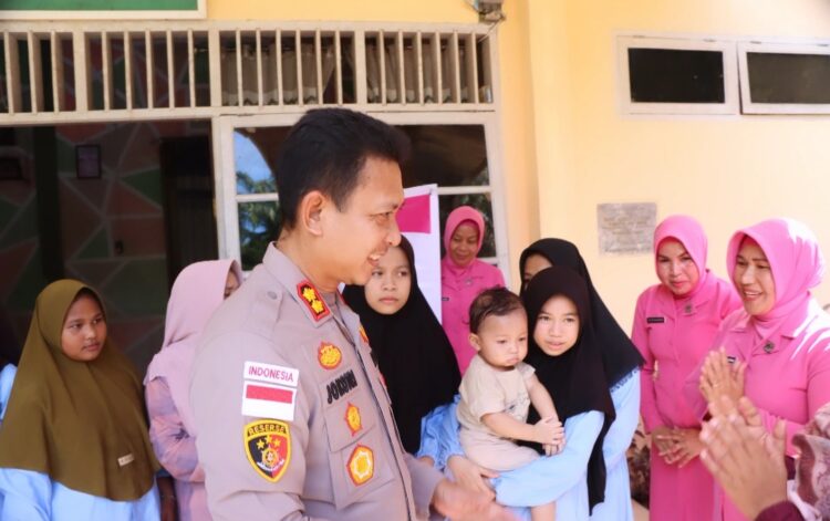 HUT Bhayangkara ke-80, Polri dan Pemda Aceh Singkil Santuni Anak Panti Asuhan Putri Aisyiyah