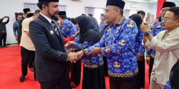 Ruang Guru Harus Rapi, WC Harus Bersih, Pesan Bupati ke 29 Pejabat Baru