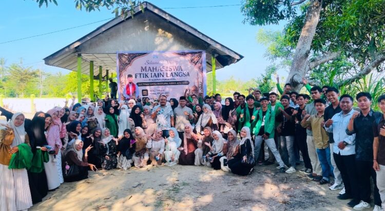 Ratusan Mahasiswa IAIN Langsa Napak Tilas ke Makam Kerajaan Peureulak