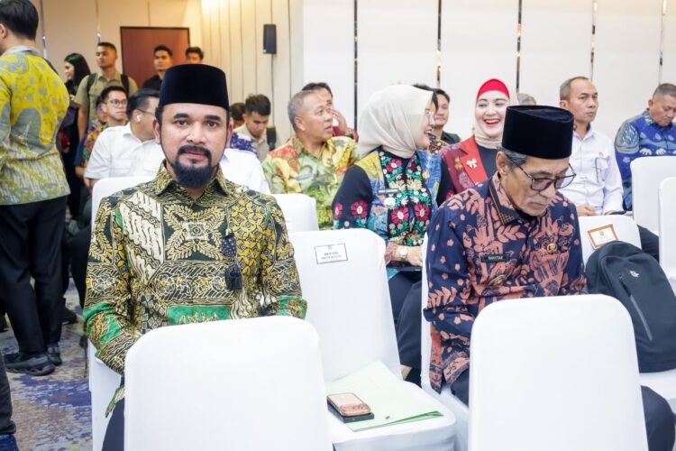 Hadiri Forum Pemda Berprestasi, Bupati Al-Farlaky Dorong Program Pusat Sesuai Kebutuhan Daerah