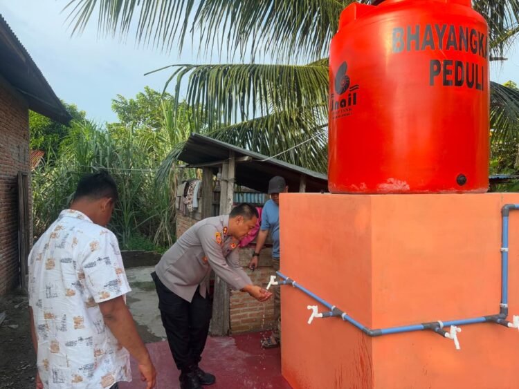 Kapolres Langsa Cek Bantuan Sumur Bor dari Ketum Bhayangkari, Pastikan Air Bersih untuk Santri Dayah