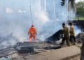 Kebakaran Hanguskan Kios dan Ruko di Lambaro, 1 Jiwa Kehilangan Tempat Tinggal