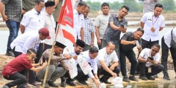 Dukungan KKP Tiba, Bupati Al-Farlaky: Ini Langkah Awal Pemulihan Perikana di Aceh Timur