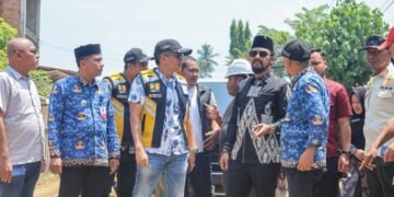Tinjau Jalan Lhok Dalam–Panton Rayeok, Bupati Al-Farlaky Pastikan Pembangunan Permanen 2027